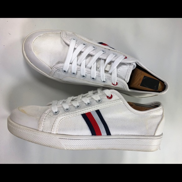 tommy hilfiger women's tennis shoes